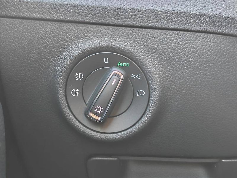 Škoda Superb Style 7DSG 2,0TDI - fotka 22 z 27