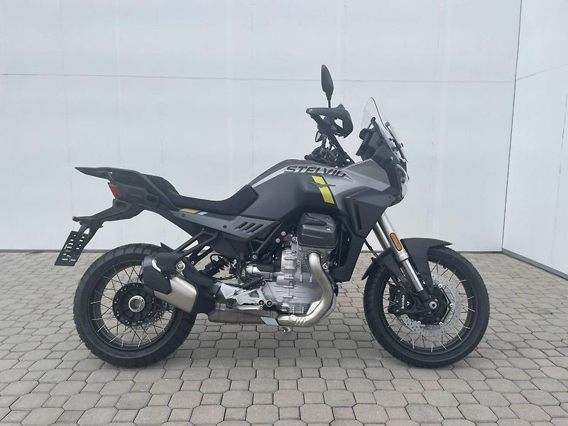 Moto Guzzi (2026) V100 Stelvio ARAS E5+ - fotka 2 z 10