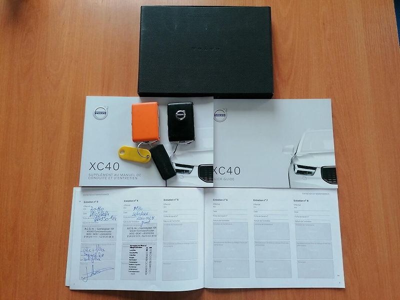 Volvo XC40 (2020) T3 Panorama,Kůže,Winter Paket - fotka 35 z 35