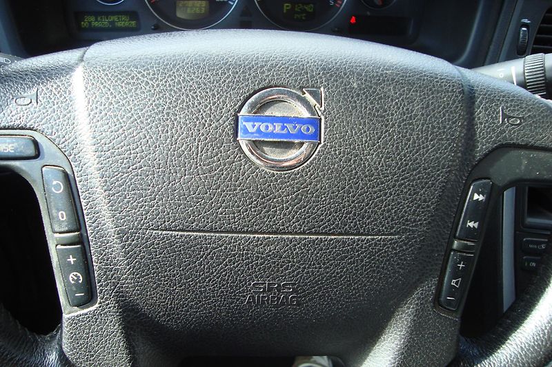 Volvo V70 (2005) 2.4 D5, AUT.,ČR - fotka 45 z 54