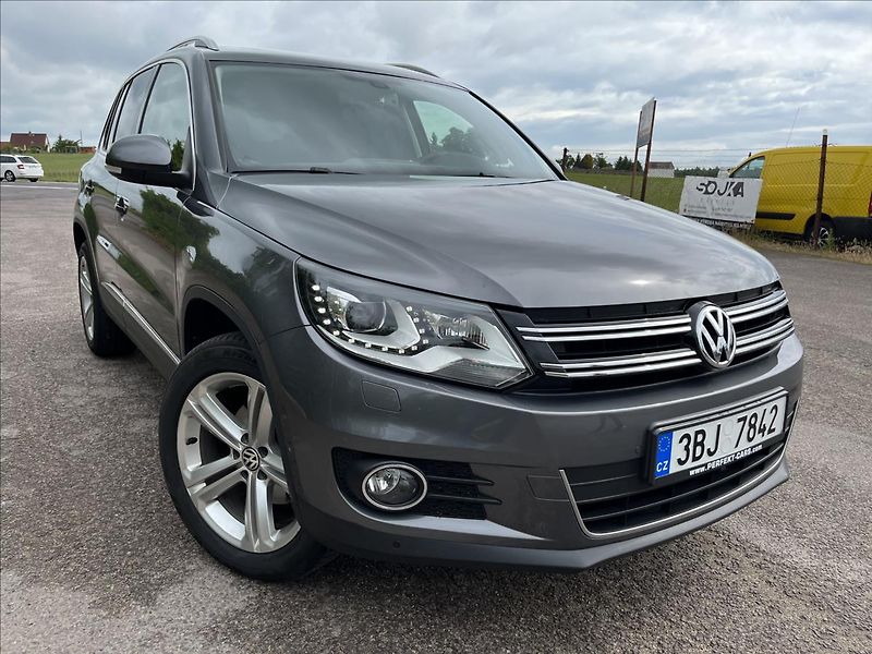 Volkswagen Tiguan 2,0 TDi ROZVODY KLIMA 2xKOLA - fotka 42 z 48