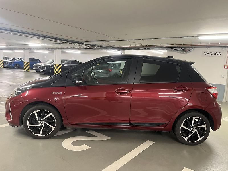 Toyota Yaris (2020) 1,5 Hybrid - fotka 2 z 8