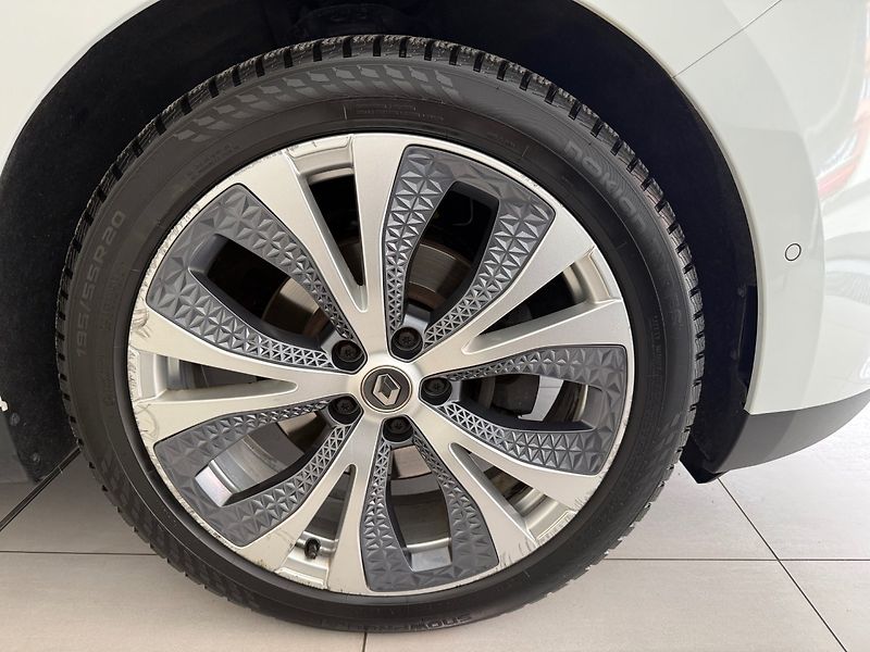 Renault Scénic (2019) 1.7 dCi 120 Intens EDC - fotka 29 z 30
