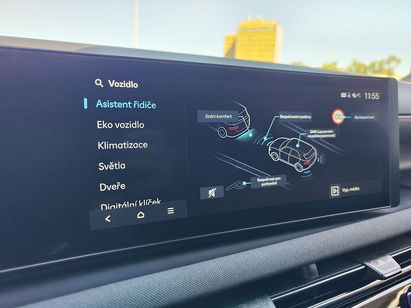 Hyundai Tucson 1.6 T-GDI/158kW N-Line HEV - fotka 21 z 35