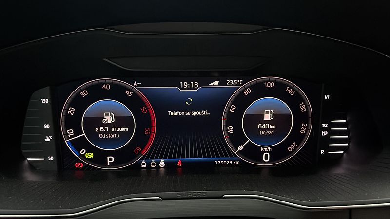 Škoda Superb (2019) 2.0 TDI 110 kW - Style DSG - fotka 12 z 12