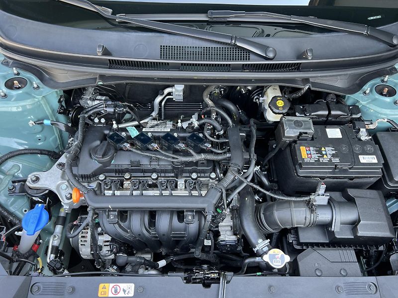 Hyundai Bayon 1.2i Comfor 1.Maj ČR DPH Klima - fotka 34 z 40