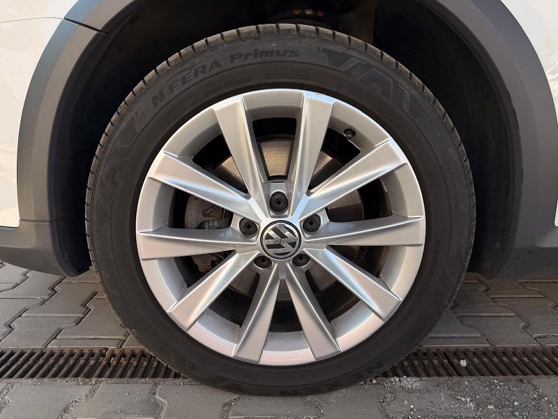Volkswagen Passat Alltrack 2.0 Tsi - fotka 36 z 36
