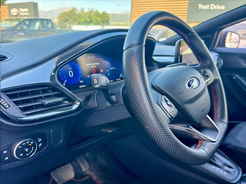 Ford Puma 1,0 EcoBoost Hybrid Automat ST - fotka 11 z 24