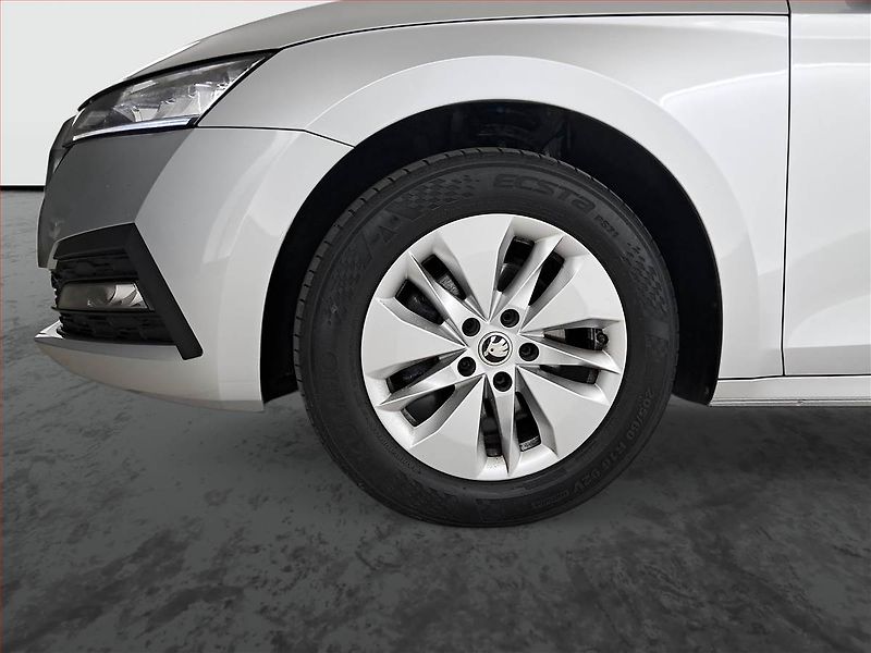 Škoda Octavia (2022) Ambition 2.0 TDI, ČR,1.maj - fotka 15 z 24