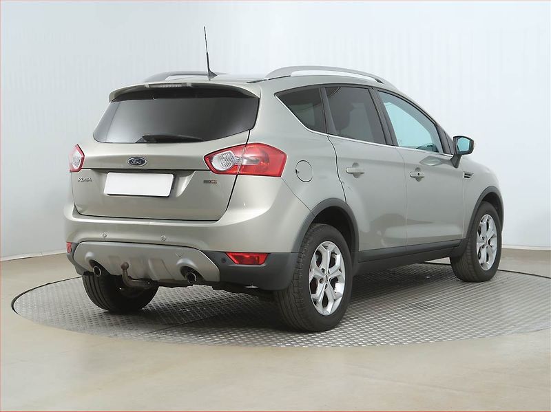 Ford Kuga (2009) 2.0 TDCi, po STK, Tažné - fotka 5 z 17