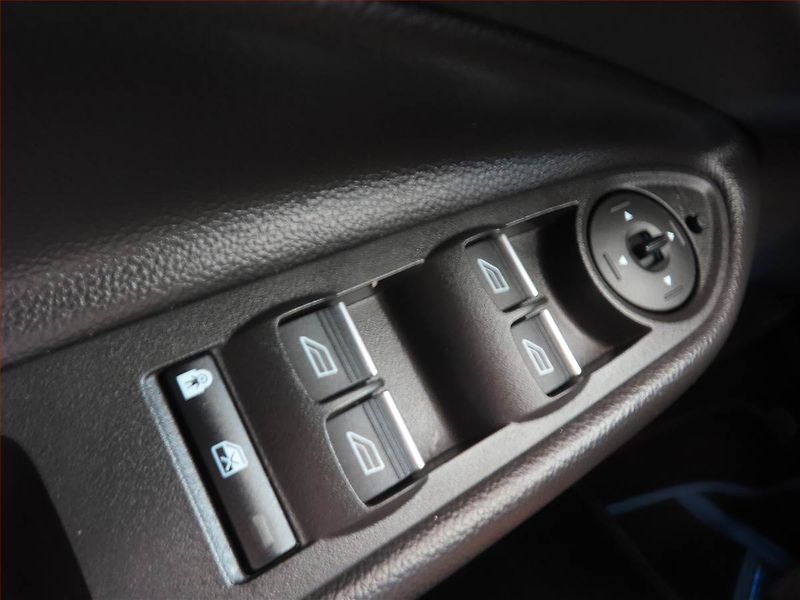 Ford Kuga (2015) 1.5 EcoBoost, Tempomat - fotka 13 z 13