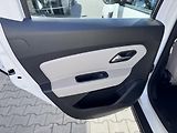 Dacia Duster 2,0 16V 4x4 - náhled 12