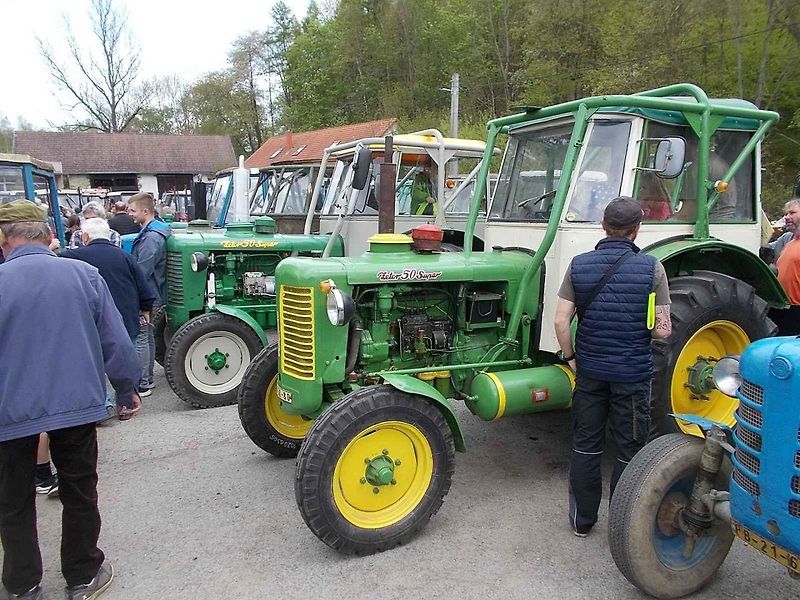 Ze srazu historických traktorů Zetor v Nahorubech.