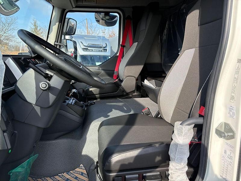 Renault D16, CARRIER Xar.8, Hydr. čelo - fotka 11 z 19