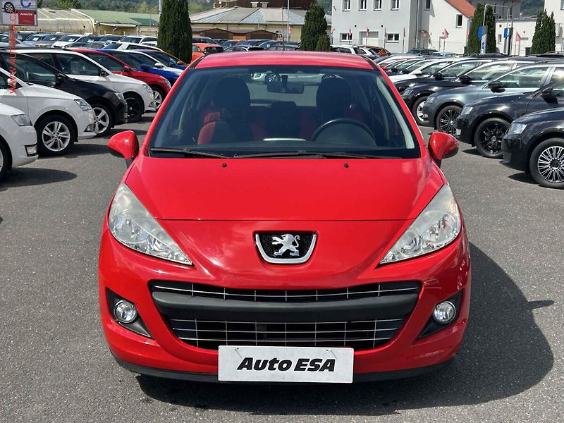 Peugeot 207 (2011) 1.4MPi - fotka 2 z 15