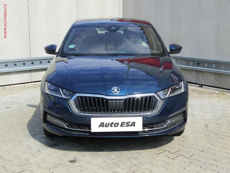 Škoda Octavia (2020) 1.5 TSi, 1.maj,ČR, Style - fotka 2 z 22