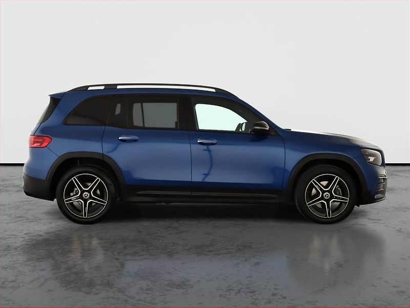 Mercedes-Benz GLB (2024) 200 d 4MATIC, AMG Line - fotka 6 z 20
