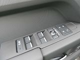 Land Rover Defender 110 3,0 X-Dynamic SE D250 - náhled 12