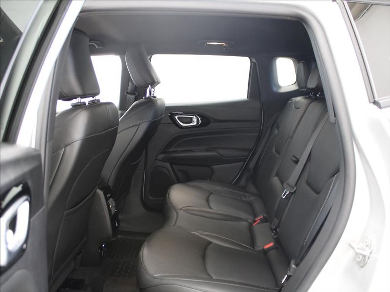 Jeep Compass 1,3 i AT Anniversary Kamera ČR - fotka 7 z 29