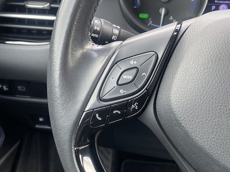 Toyota C-HR 1.8HSD, ČR-1m, Comfort, záruka - fotka 19 z 32