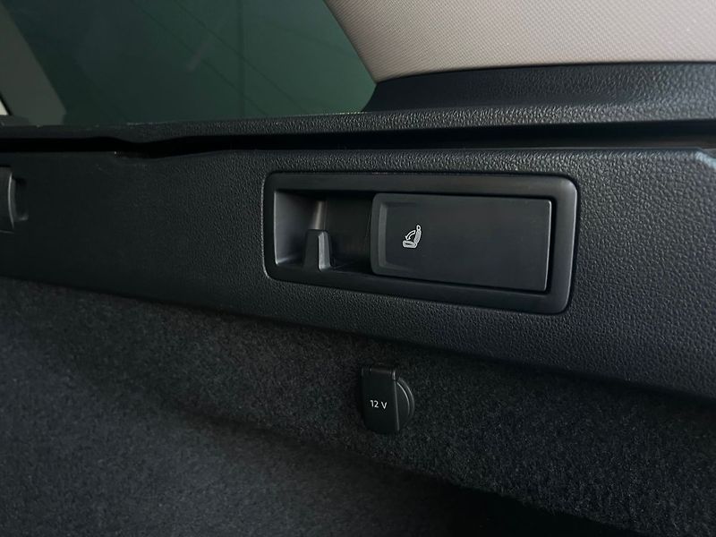 Volkswagen Passat (2020) 2.0 TDI-DSG-ELEGANCE - fotka 45 z 49