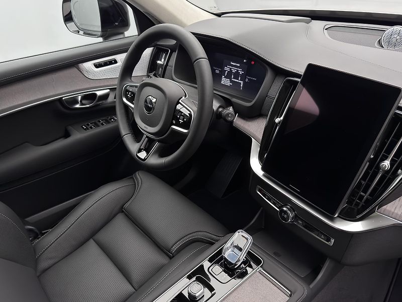 Volvo XC90 (2026) T8 AWD Plug-in DARK ULTRA 7 - fotka 28 z 29