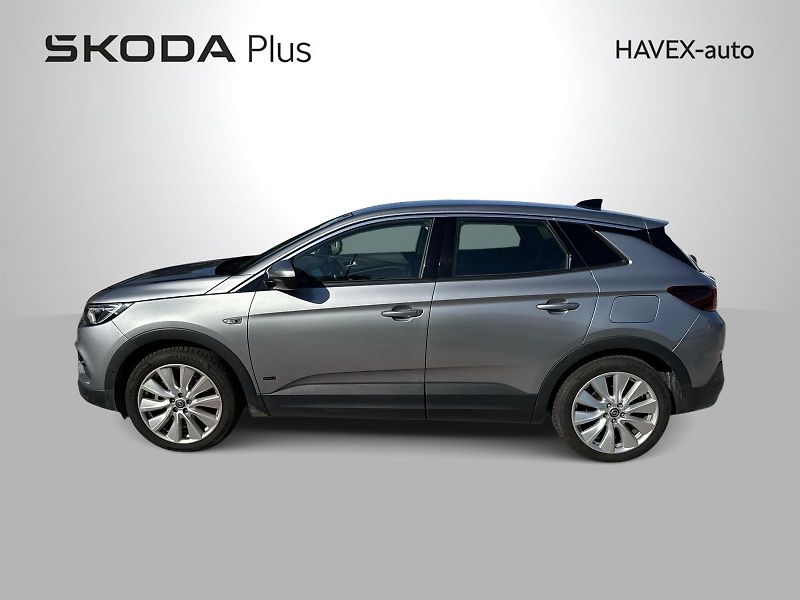 Opel Grandland X (2020) 1.6 TSI 4x4 Automat - fotka 3 z 33