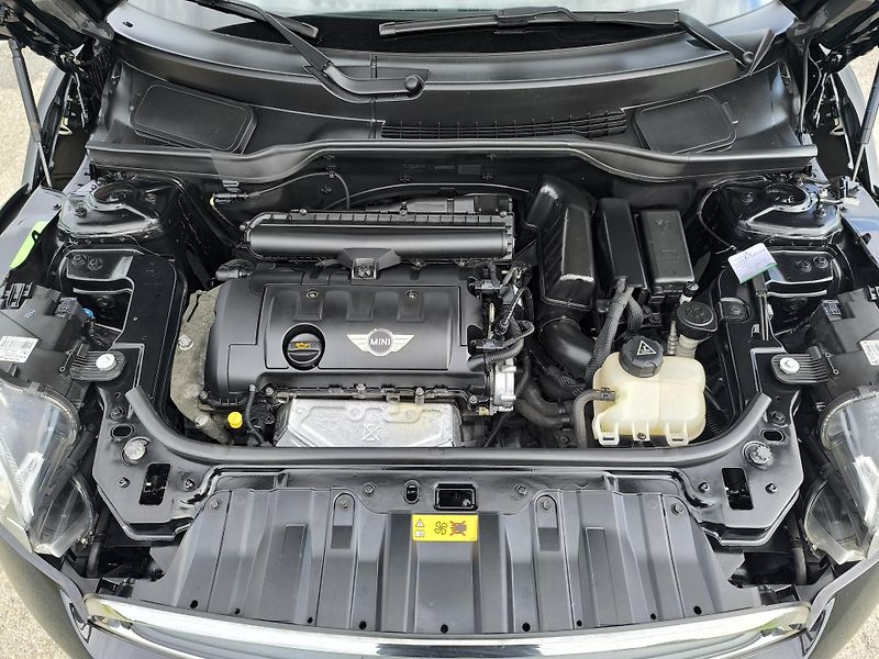 Mini Countryman 1.6  DOLOŽENÉ KM, 1.MAJITEL - fotka 25 z 28