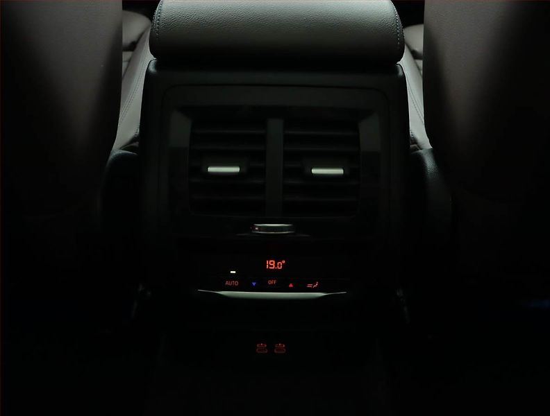 BMW iX3 (2021) Impressive 80 kWh, SoH 100% - fotka 16 z 21