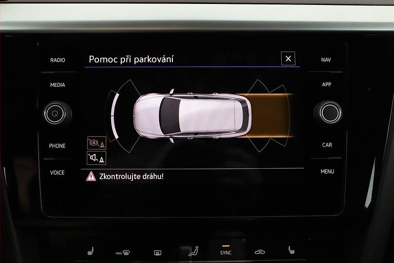 Volkswagen Arteon (2024) R-line 2.0 TDI - fotka 15 z 20