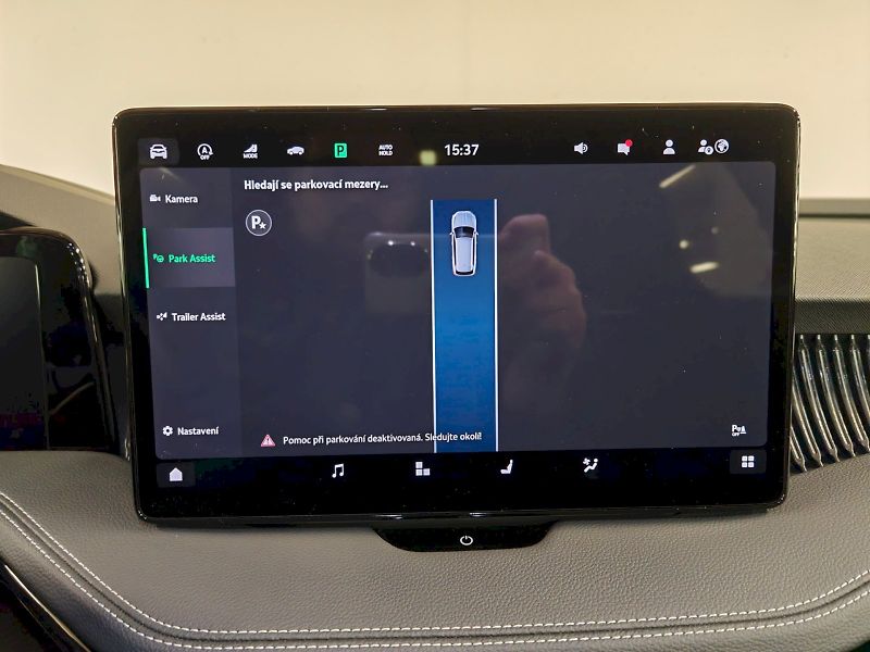 Škoda Superb (2025) Combi 2.0 TDI 142 kW DSG 4x4 S - fotka 14 z 36