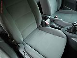 Volkswagen Golf (2006) 1.6 16V, ČR, AC, tempo, park - náhled 11
