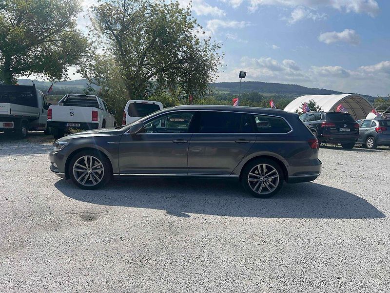 Volkswagen Passat 2.0 BiTDI 176kW 4MOT DSG Highl - fotka 4 z 16