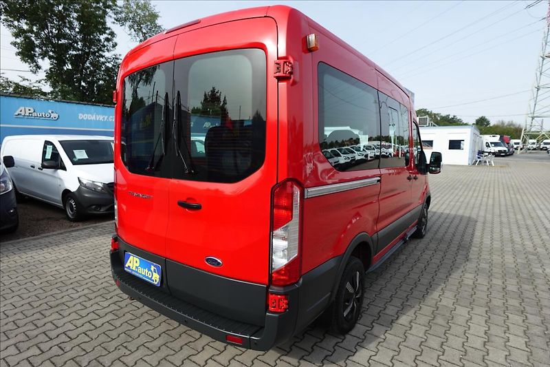 Ford Transit 2,2 TDCi  L2H2 9MÍST BUS KLIMA - fotka 7 z 30