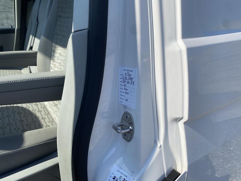 Volkswagen Transporter 2.0TDi 105PS 0%KOROZE DPH AC!! - fotka 102 z 165