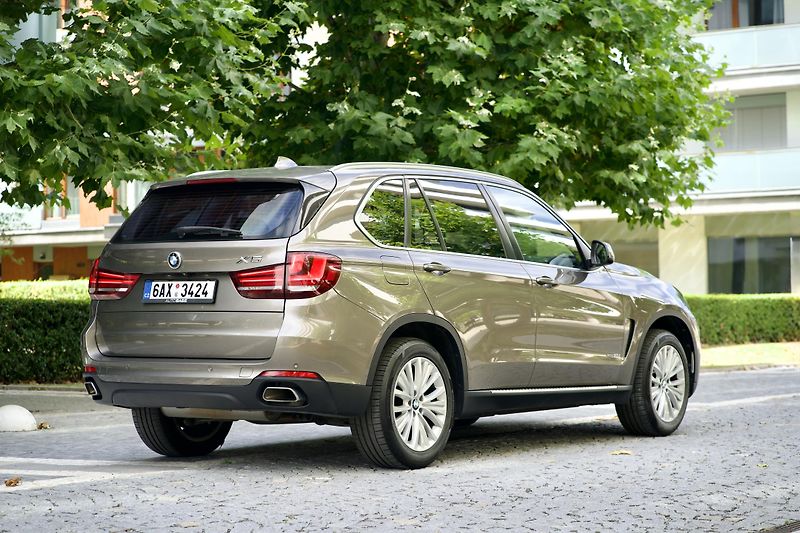 BMW X5 (2018) 1. Majitel, + ZIMNÍ SADA, DPH - fotka 12 z 25