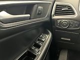 Ford Edge 2.0 TDCi AWD Sport ČR 1.majit. - náhled 17