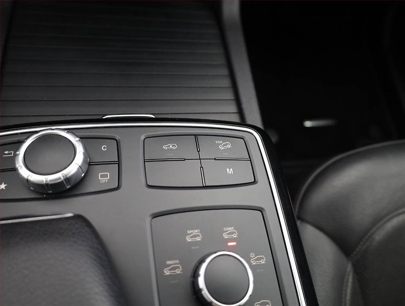Mercedes-Benz GLS (2017) 350 d 4MATIC - fotka 16 z 21