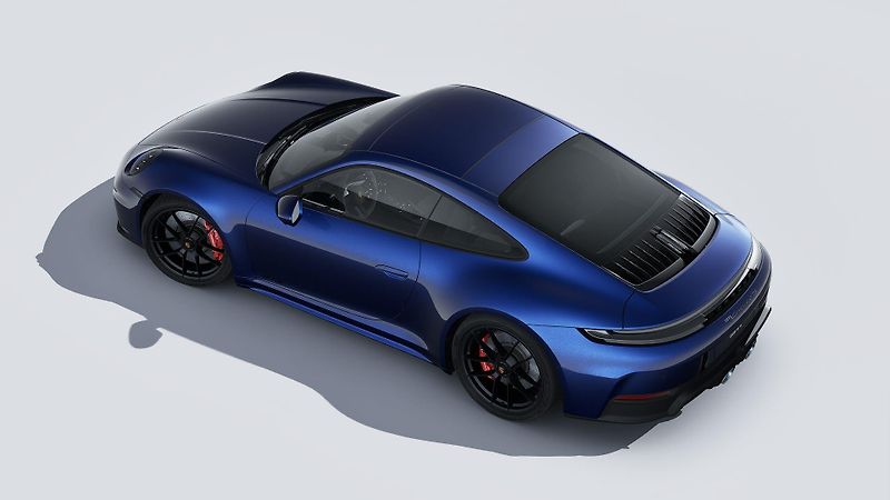 Porsche 911 (2026) Carrera 4 GTS - fotka 4 z 6