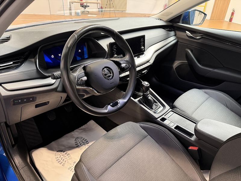 Škoda Octavia 2.0 TDI 85kW Ambition Combi - fotka 5 z 12