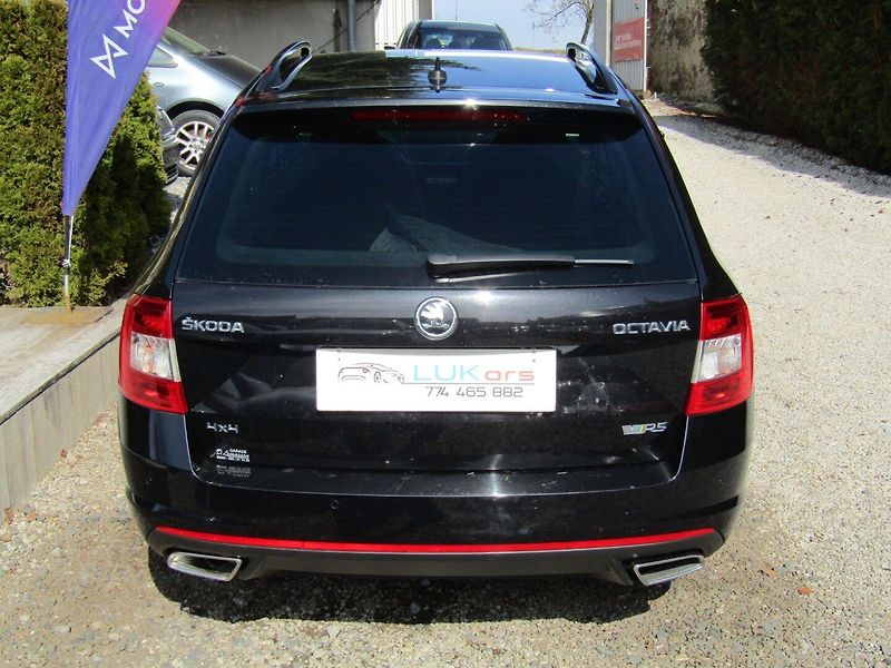 Škoda Octavia (2016) RS 2.0 TDI DSG 4X4 - fotka 12 z 44