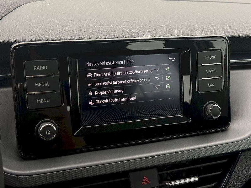 Škoda Kamiq (2023) 1.0 TSI 81 kW Ambition - fotka 17 z 22