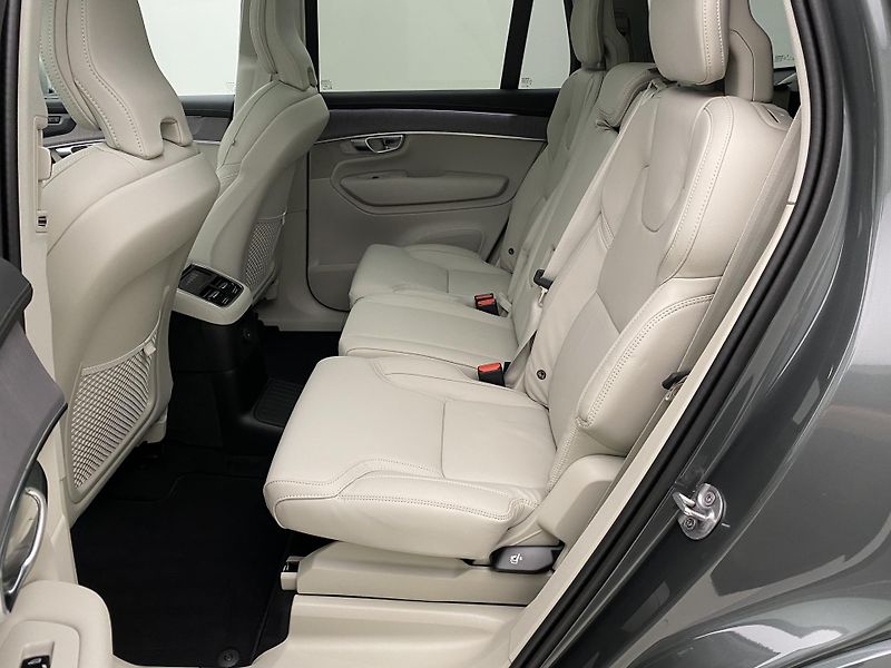 Volvo XC90 (2026) T8 AWD Plug-in BRIGHT PLUS 7m - fotka 6 z 71