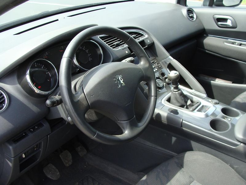 Peugeot 3008 1.6i, nové rozvody - fotka 9 z 25