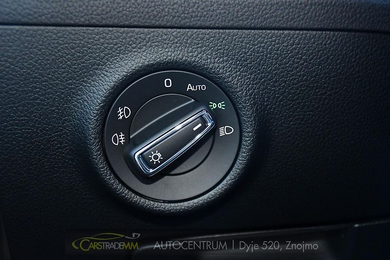 Škoda Superb 2,0TDI SPORTLINE 147KW DSG 4x4 - fotka 26 z 56