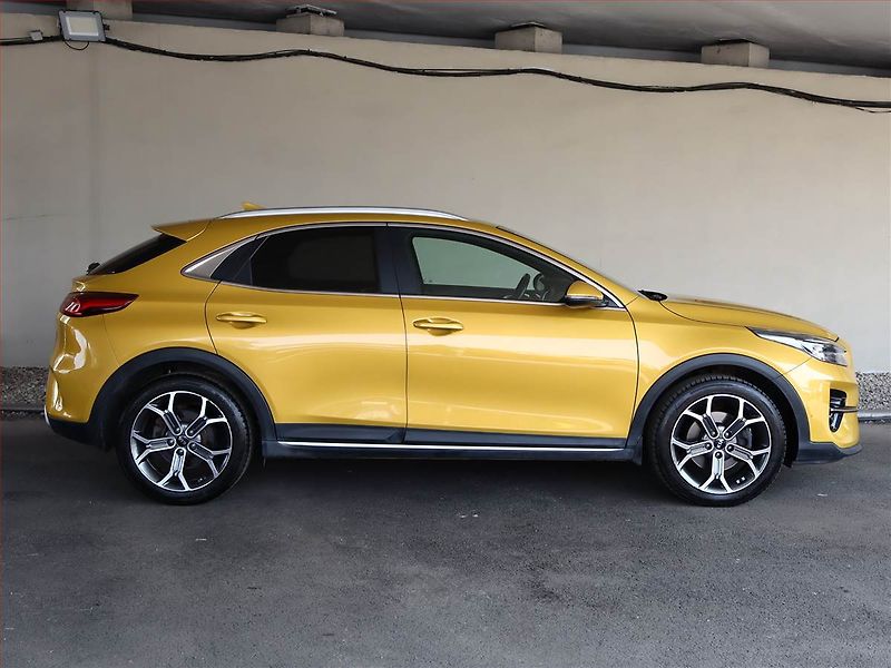 Kia XCeed (2019) 1.4 T-GDI, Automat, Serv.kniha - fotka 6 z 19