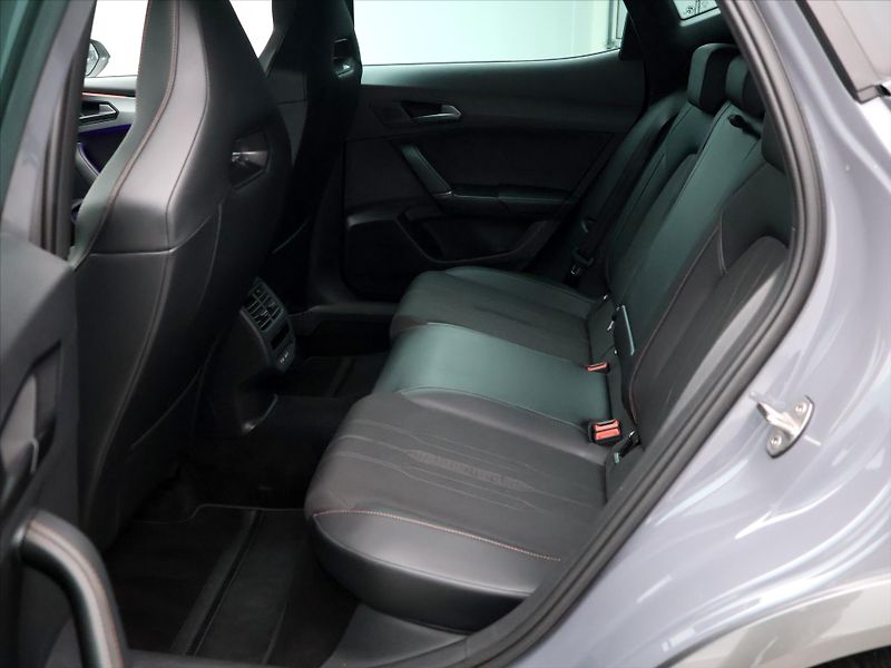Cupra Formentor 2,0 TSI VZ 228kW DSG 4x4 DPH - fotka 14 z 42