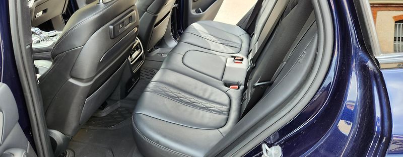 BMW X5 (2020) M50d SERVIS TAŽNÉ ČR IDIVIDUAL - fotka 17 z 48