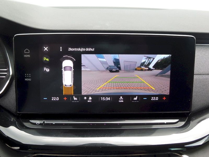 Škoda Octavia (2021) Combi Style 1,5 eTSI 110kW mHE - fotka 12 z 29