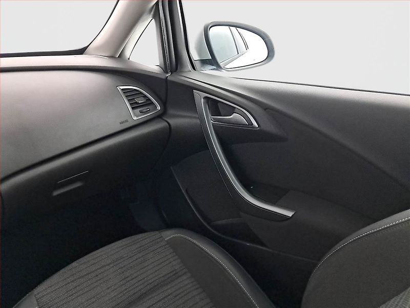 Opel Astra (2014) 1.7 CDTI, po STK, dobrý stav - fotka 8 z 15